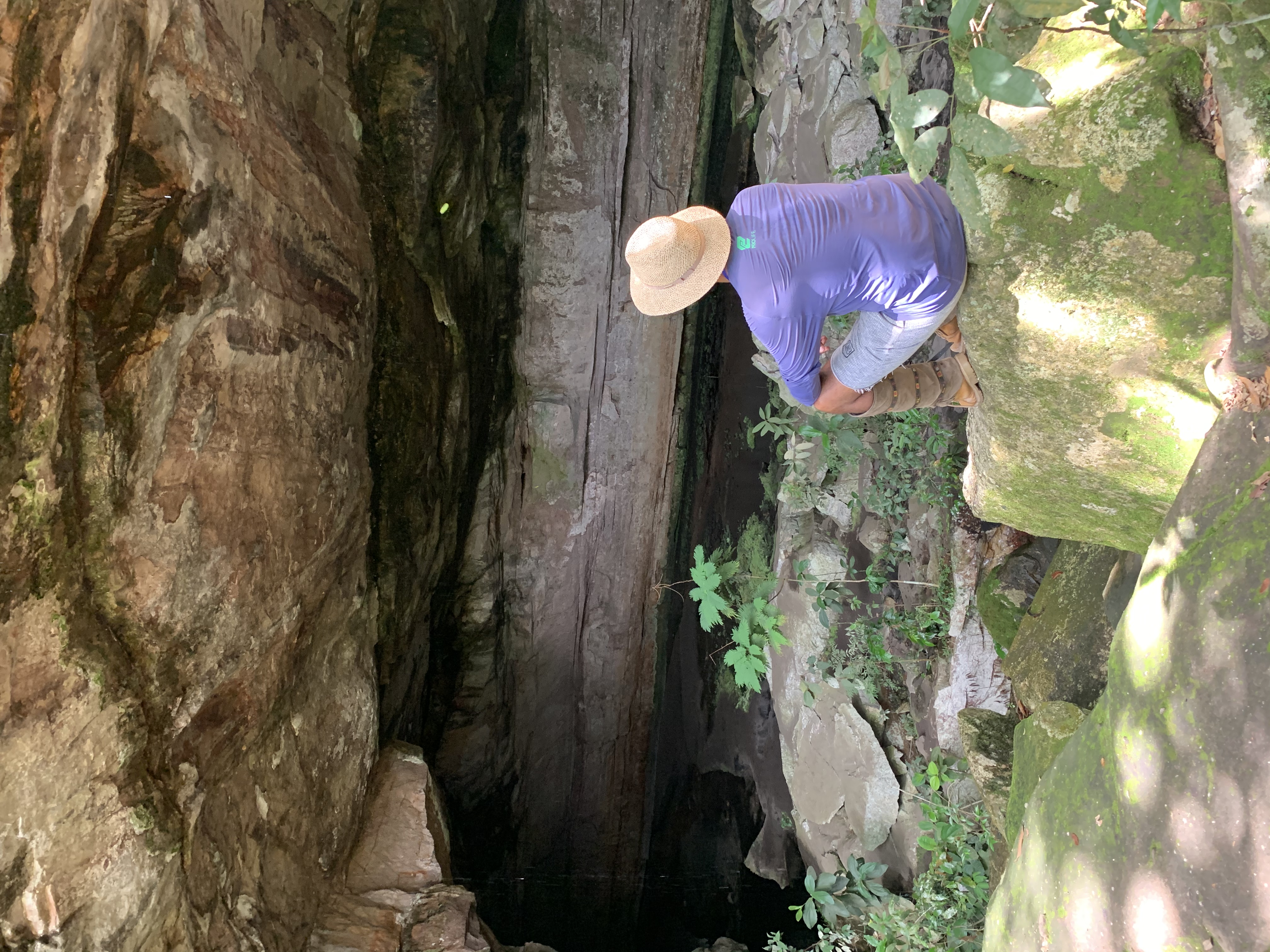 Caverna Aroe Jari, significa “morada das almas” a maior caverna do Brasil de arenito mais de 1500m